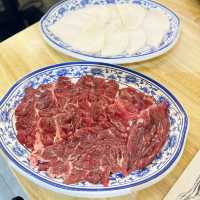 新鮮手切美味牛肉😋