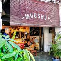 Nice breakfast at The Mugshot Cafe ☕🍔
