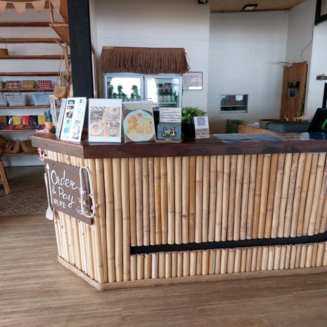 บ้านติดดิน