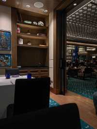 Spectrum Lounge & Bar - ดินเนอร์สุดหรูกับคนพิเศษ