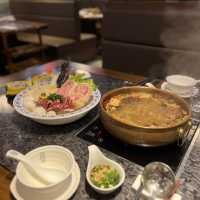酒店內享受火鍋下午茶