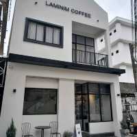 Laminim Coffee Shops 
