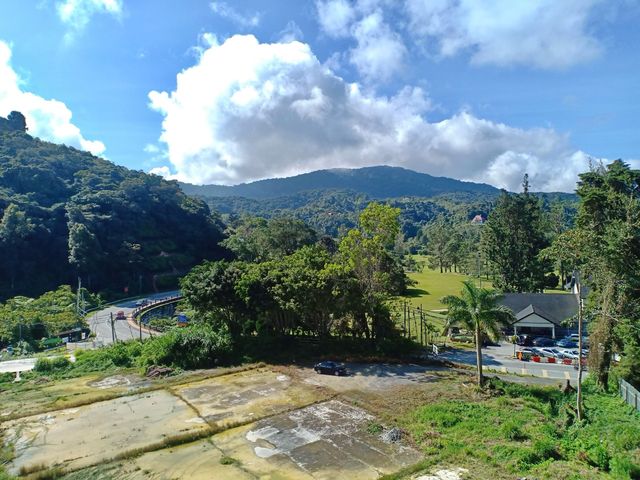 Smurf themed staycation in Cameron Highlands