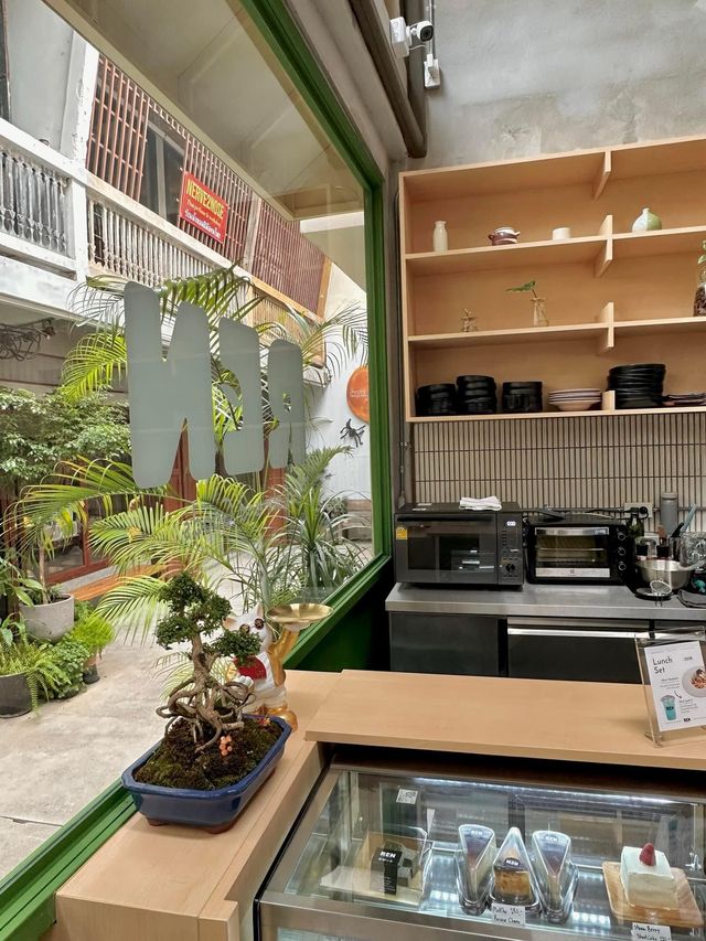 REN Cafe and Goods คาเฟ่สเปเชียลตี้มัทฉะ