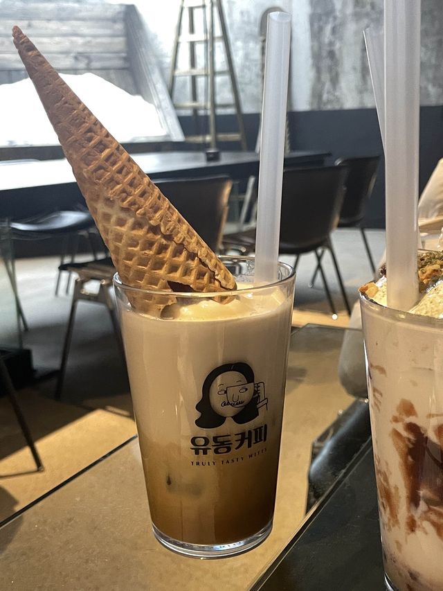 소금공장이 핫한 제주유동카페 로! 