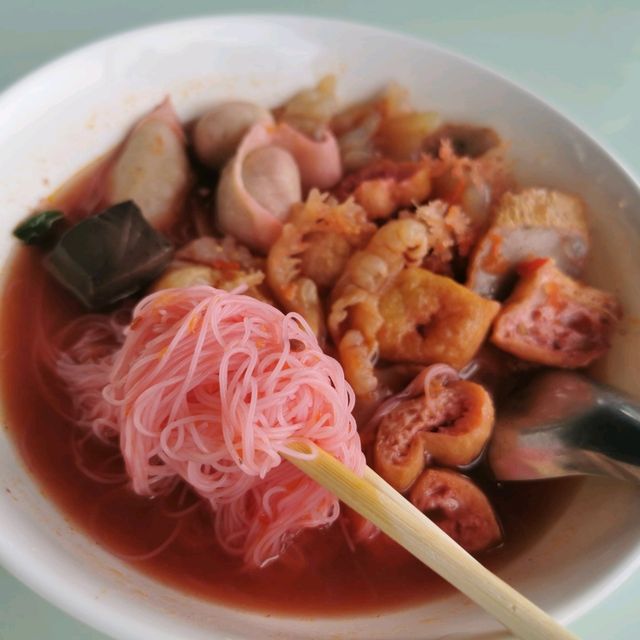 เย็นตาโฟ​วัดแขก สาขาตลาดฐานเพชร​นนท์​