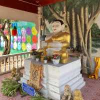 ไหว้พระที่วัดมงคล จังหวัดน่าน