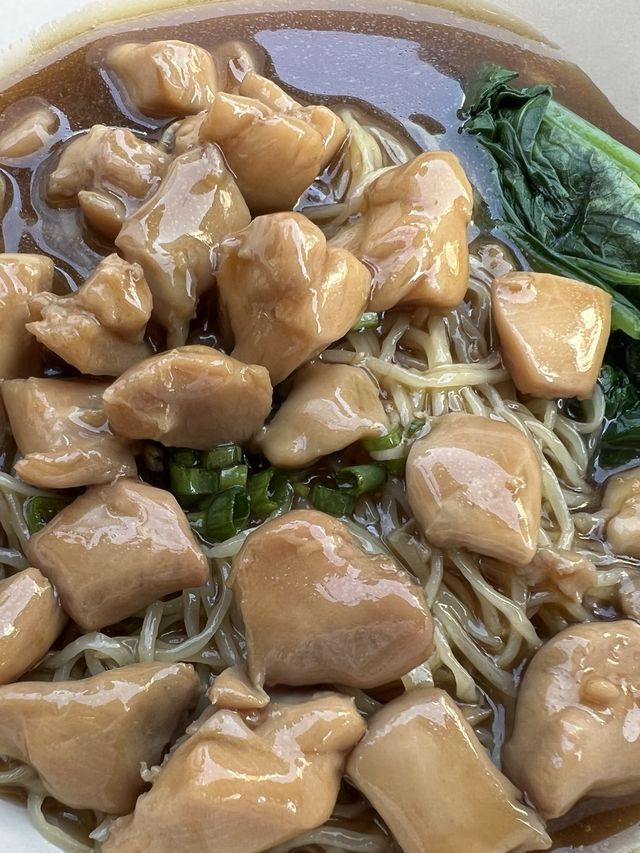 แวะเที่ยวกินร้านอร่อยย่านเสาชิงช้า