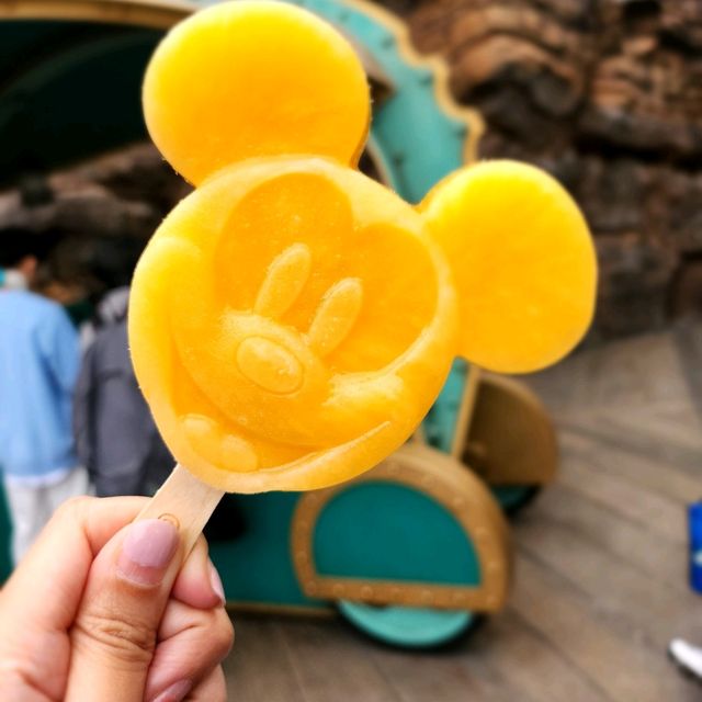 Tokyo Disney Resort Micky Mouse