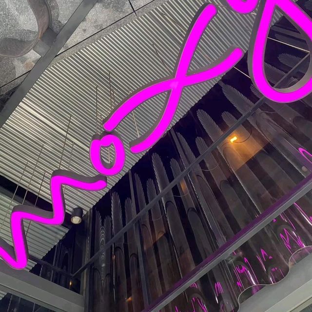 前衛時尚的台中豐邑Moxy酒店