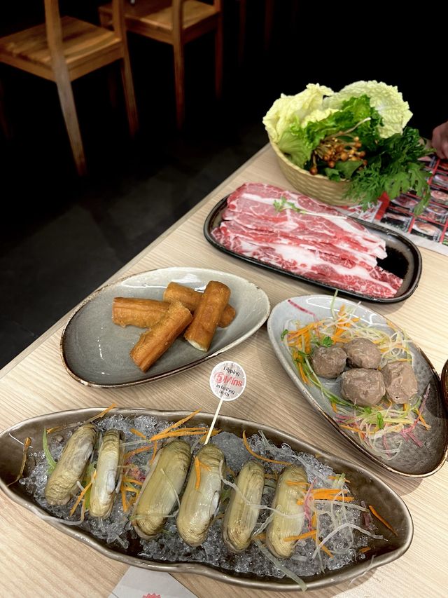 香港麻辣鍋推介:午市二人火鍋套餐$398 香港麻辣鍋推介:午市二人火鍋套餐$398