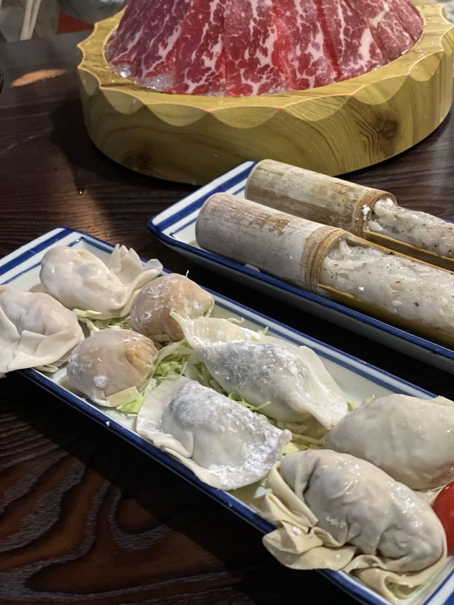 舊香港情懷 特色火鍋店 - 九龍城同撈同煲