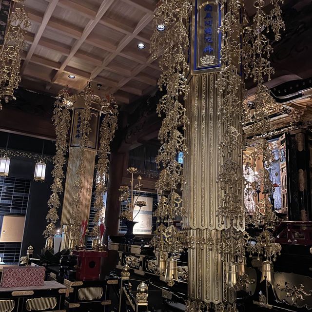 【京都府】宿泊一体型のお寺で宿泊者限定の朝のおつとめに参加！