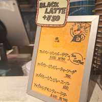 【兵庫-元町】商店街のオアシスでスパイシーラテを。