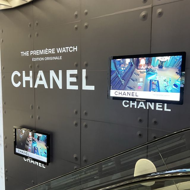Ion Orchard- Luxurious Mall in Orchard 