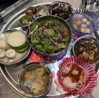 레트로 컨셉에 소고기 철판구이 맛집 남산소금구이!