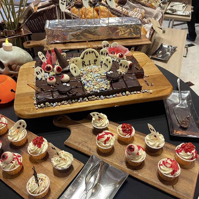 มื้อเช้าตีมฮาโลวีน@Mercure Bangkok Sukhumvit 24