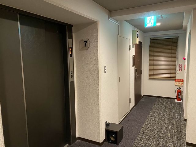 東京・上野。部屋内部にキッチンと電子レンジ付き『ホテルマイステイズ上野入谷口 』