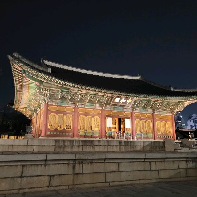 현재와 미래가 만나는 전시