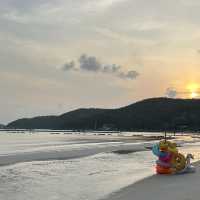 เที่ยวทะเลสวยๆ หาดตาแหวน เกาะล้าน