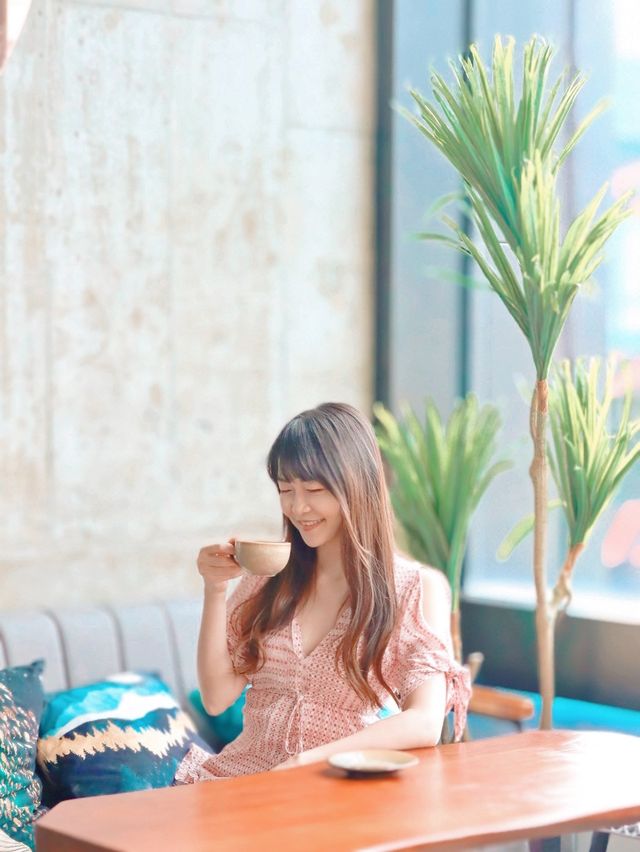 上環工業風打卡Cafe 夜間秒變酒吧
