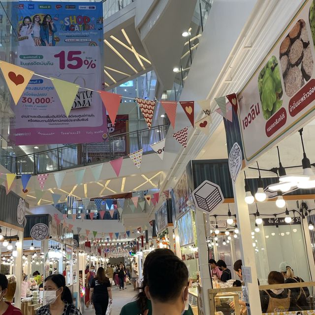 ชวนเที่ยวงาน Street Food @ห้าง Fashion Island