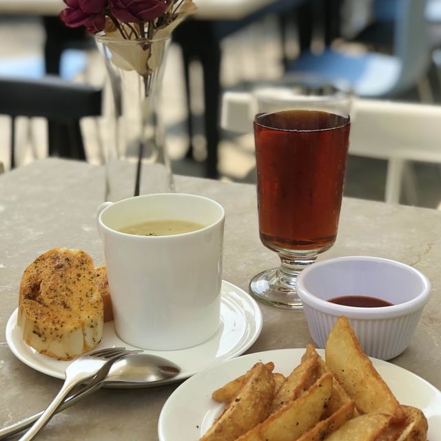 台中貓餐廳-貓邸老咖