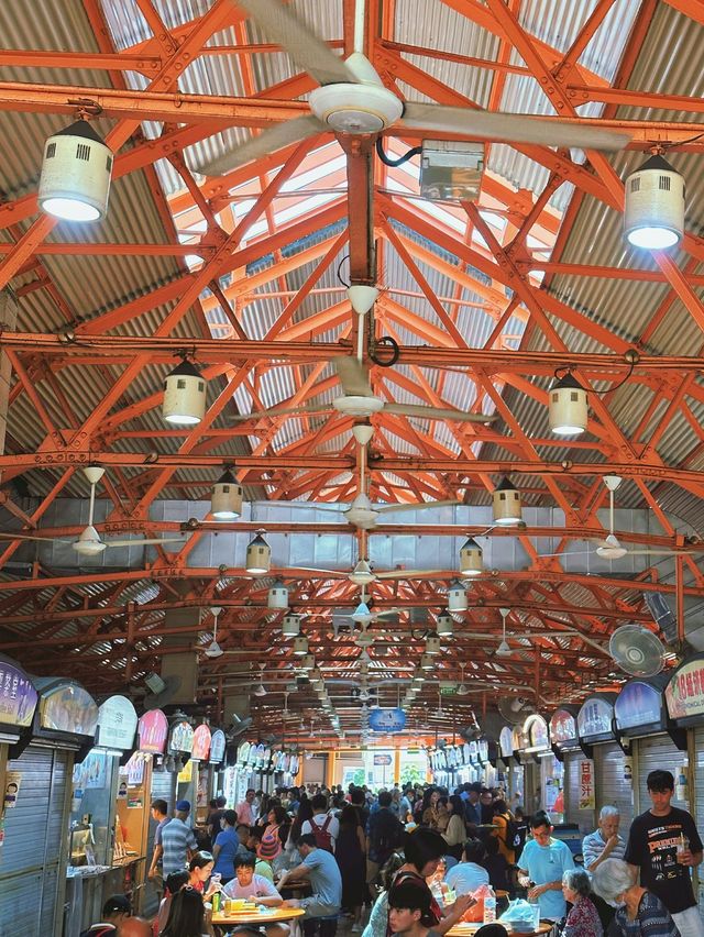 《新加坡》米其林餐盤推薦 麥士威熟食中心排隊美食-天天海南雞飯
