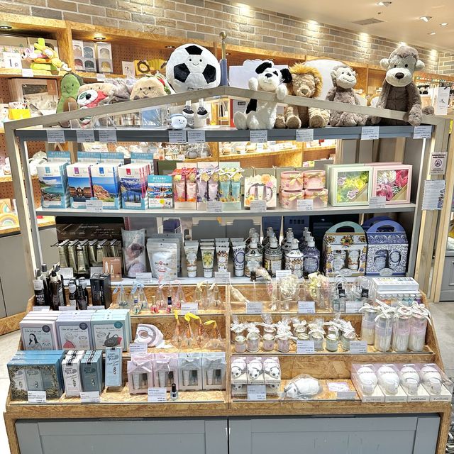 📍 バースデイ・ミニバー GRANSTA店/東京