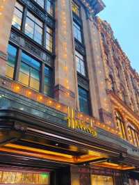 「英國必去打卡點」- Harrods百貨公司：奢華宮殿般的購物體驗，專賣高檔奢侈品牌