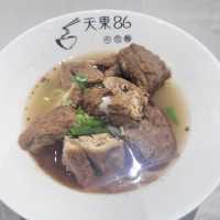 「天東86 」五星評價牛肉麵🍜