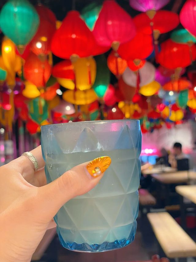 【新宿】異国情緒漂う映えスポット！サナギ新宿で穴場ランチ🥟