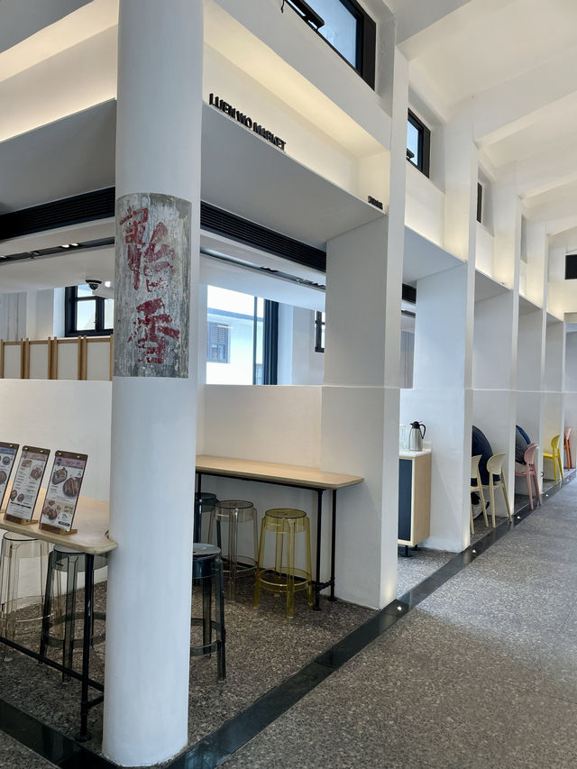 用心經營的Café 📍活化後的菜市場