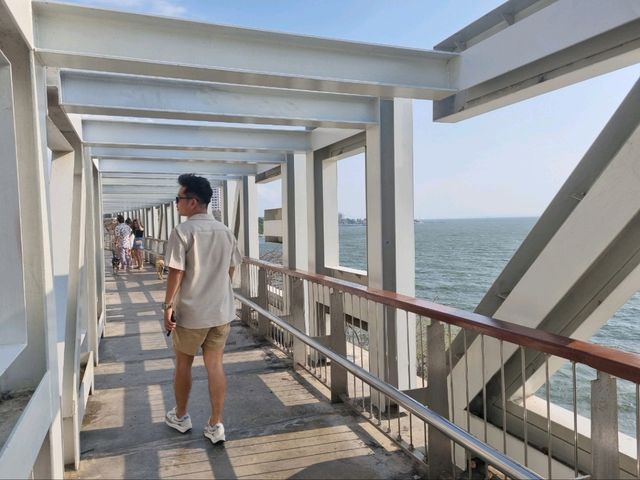 จุดชุมวิวบางแสน เขาสามมุก ชลบุรี
