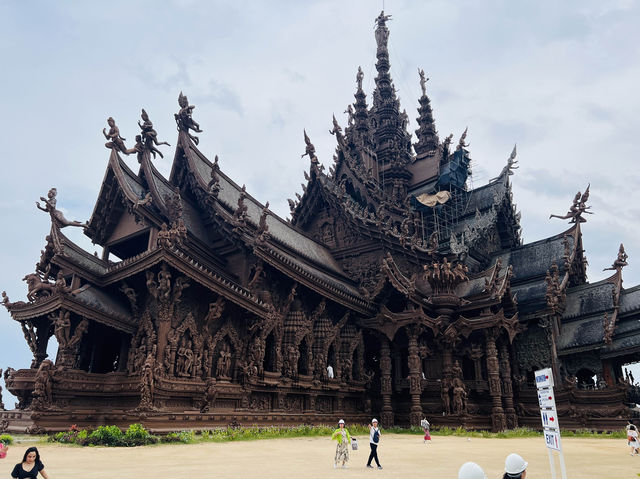 泰國芭達雅-真理寺