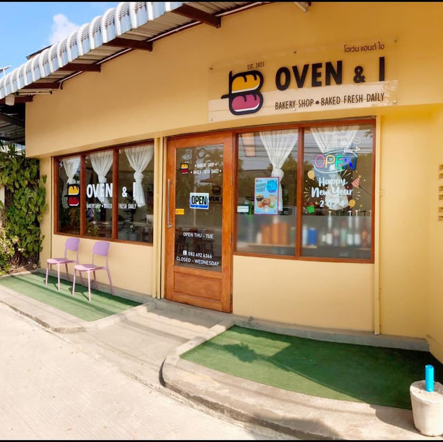 Oven & I :: Bakery & Coffee shop 