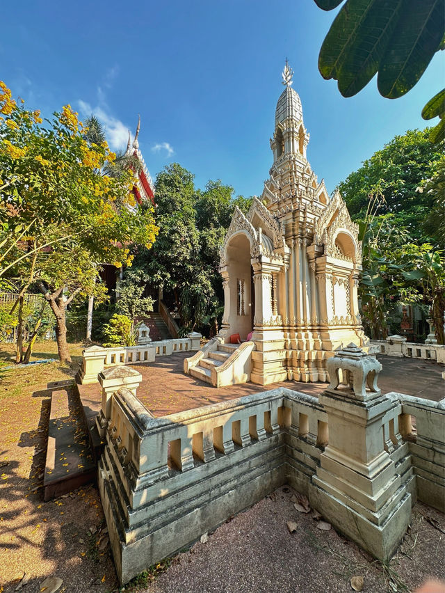 วัดที่ได้รับการบูรณะโดยกษัตริย์คือที่มาของ วัดราชบู