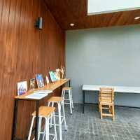 Magaret choose café at Buriram 