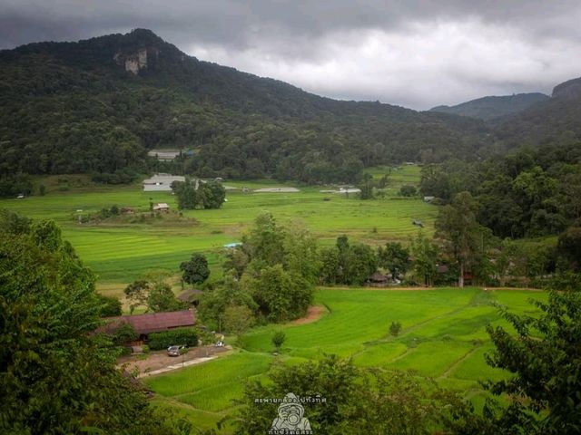 ฤดูฝนมาแล้วเที่ยวนากันเถอะ