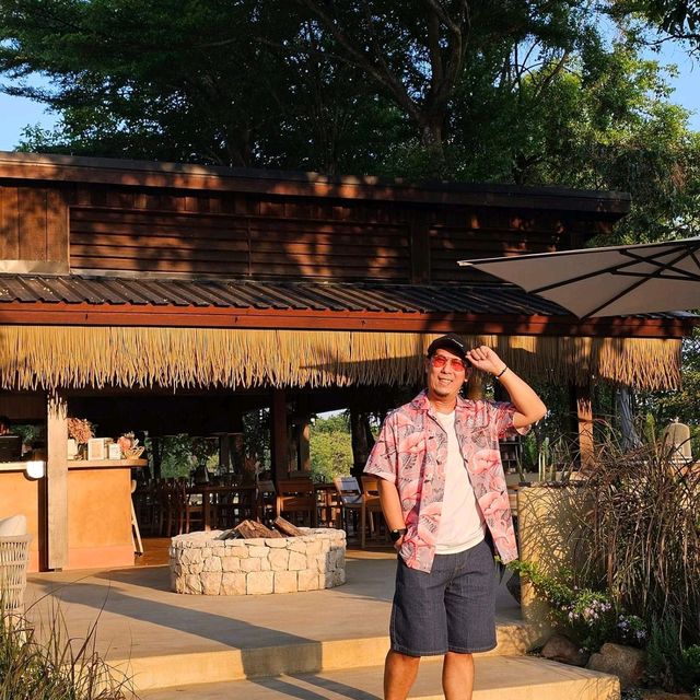 แจกพิกัดคาเฟ่ เขาใหญ่ วิวทุ่งหญ้าและฟาร์มม้า