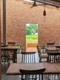 NAYA Cafe - คาเฟ่กลางทุ่งนาที่อยุธยาเมืองเก่า