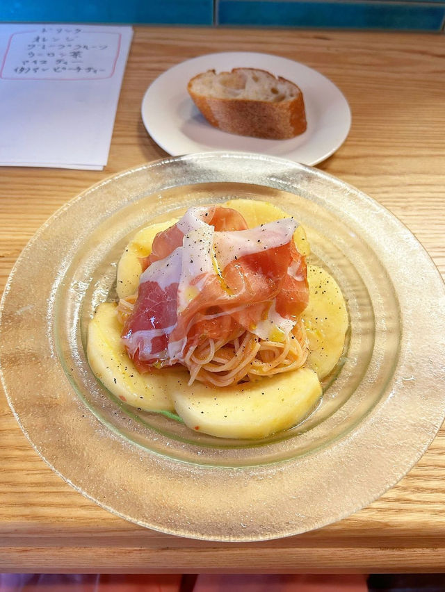 【北九州グルメ】桃の冷製パスタが絶品🍑