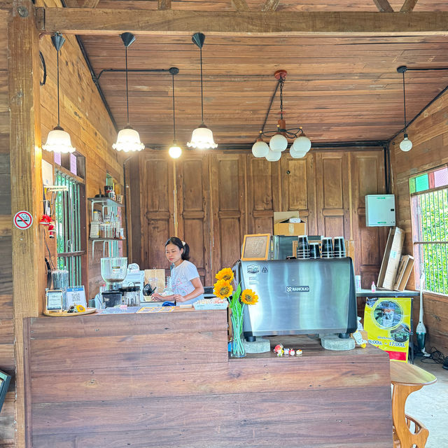 Sunflower Cafe and Bar