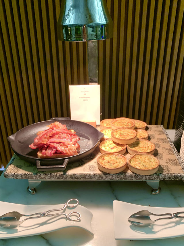 香港　香港観光　ついにThe Wing First Class Loungeにってきたぞ！