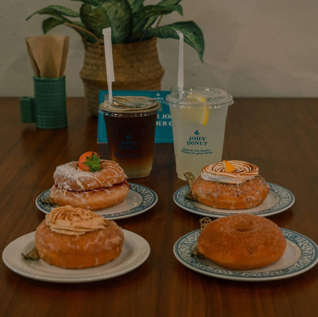 ร้าน John Donut สาขาย่านเมืองเก่าภูเก็ต