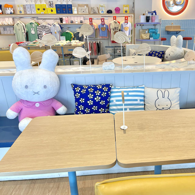 Miffy's Voyage Café Pattaya คาเฟ่น่ารักพัทยา