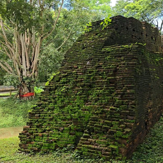 กำแพงเมืองเชียงแสน