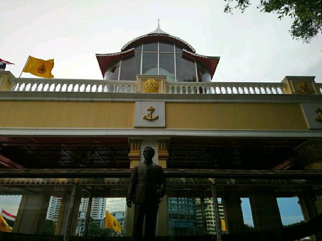 ท่าเรือที่สวยที่สุด..ริมแม่น้ำเจ้าพระยา