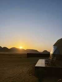 A Day in Wadi Rum: Jeep Adventure & Sleeping Under the Stars in a Capsule Hotel!
