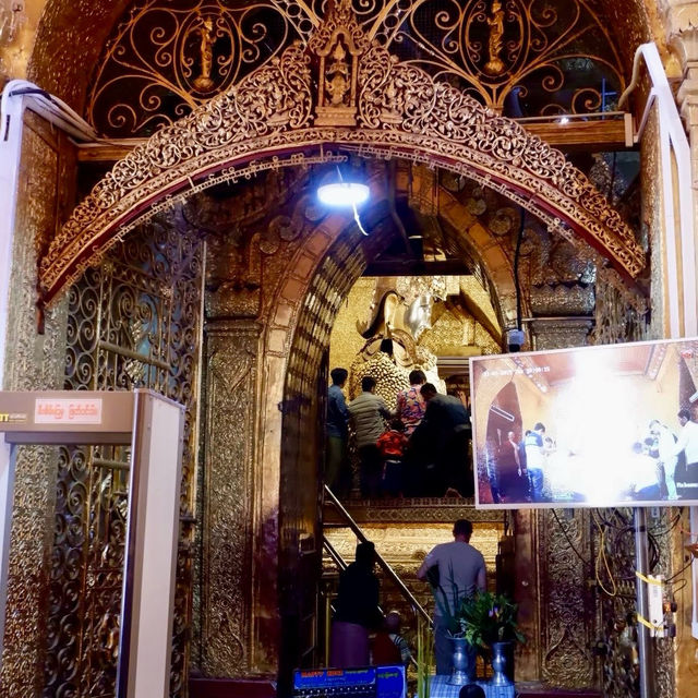 Mahamuni Pagoda 